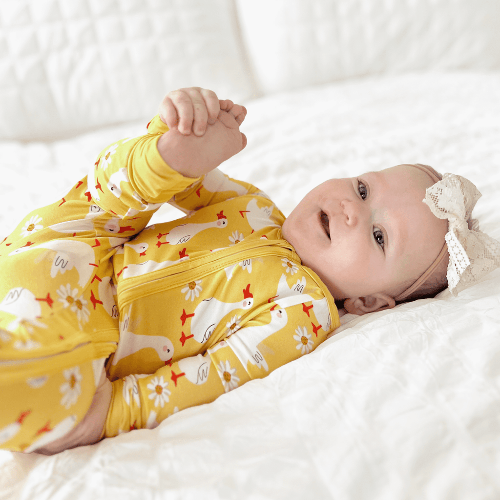 PatPat Baby Girl Clothes Unisex Viscose from Bamboo Footless Zip Sleepwear Long Sleeve Snug Fit Baby Pajamas for Newborn Infant Boys Girls Baby Gifts Sleeper 2Pack,0-3 Months